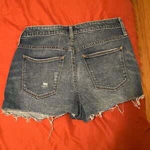 This listing Universal Thread Cut-Off Jean Shorts, Medium Wash Distressed, sz 4